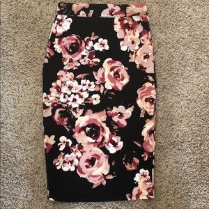Like Lularoe Cassie Skirt size small